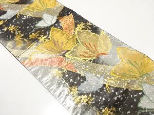 蝶に枝垂れ桜・古典柄織り出し　振袖用袋帯